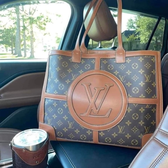 Meet your Posher, Ashley - Picture 4 of 4